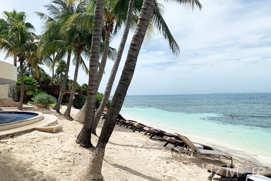 Zoetry-Villa-Rolandi-beachfront-lounge-area-qbn01cv7d4l8cd649w6f7k7qe39n13nuxqxxd00i68.jpg