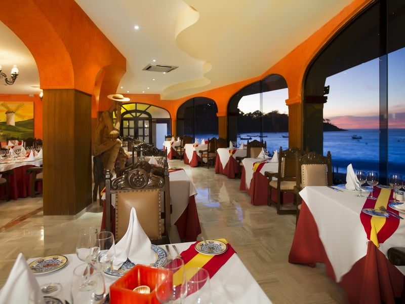 252-gastronomy-hotel-barcelo-puerto-vallarta54-149258-qbzux85a0a64chyxzfxxizpyl36g3z2f08p426bv28.jpg